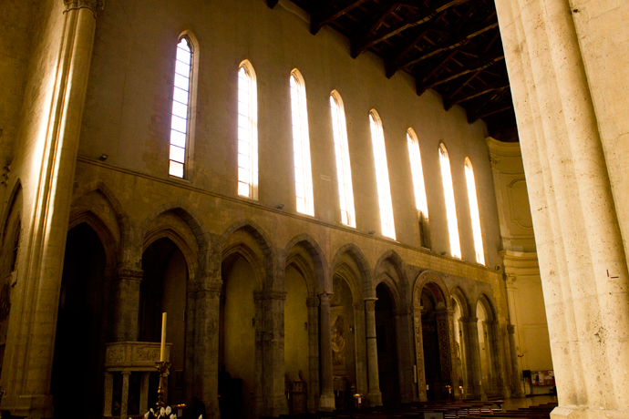 Неаполь Церковь Сан Лоренцо Маджоре