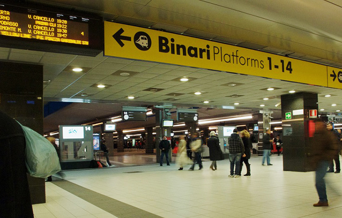 Неаполь центральный жд вокзал платформы