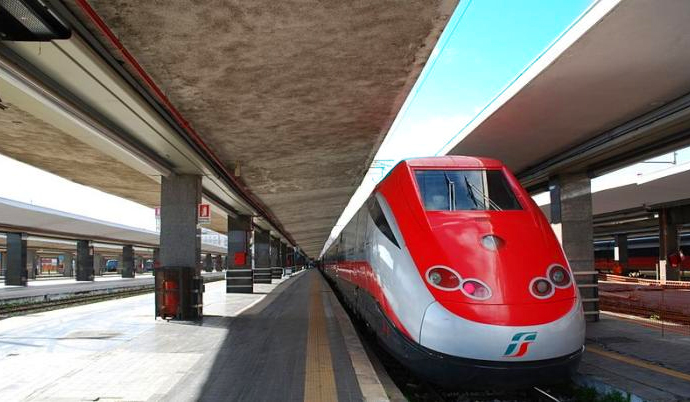 Неаполь центральный вокзал trenitalia