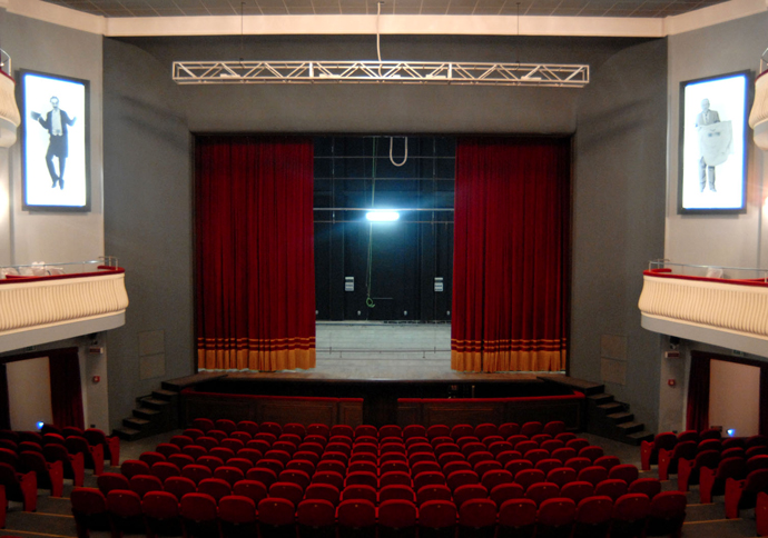 Неаполь Театр Тото