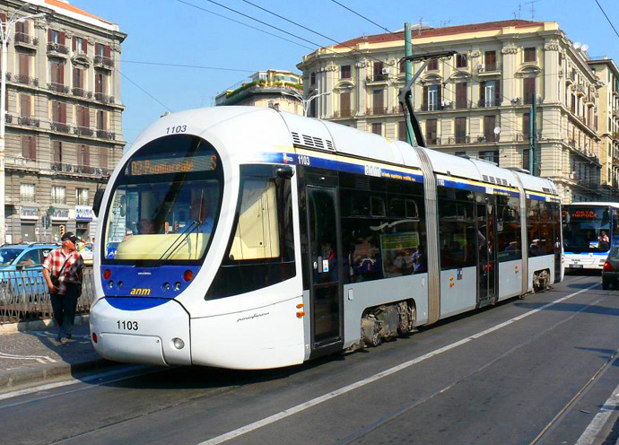 Неаполь Трамвай Sirio