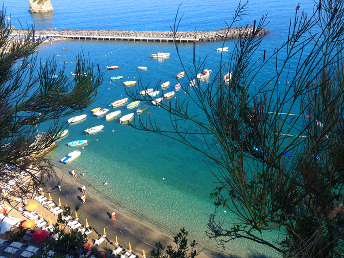 campania-napoli-naples-italy-spiaggia-vico-equense