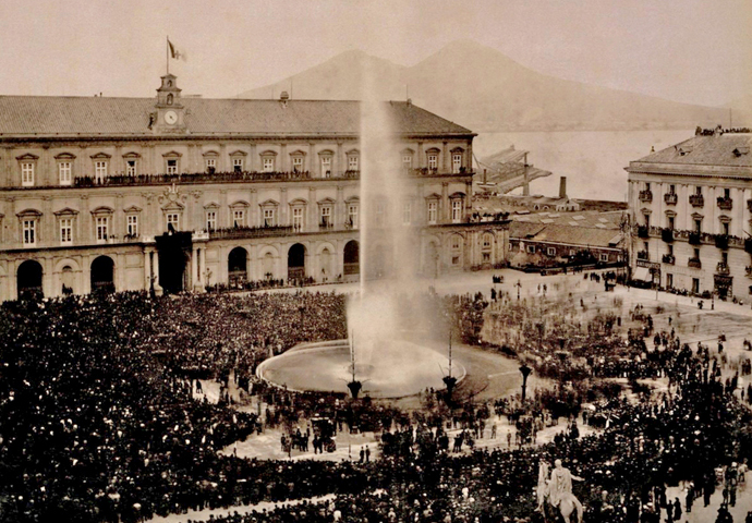 Неаполь фонтан площадь плебишито 1985